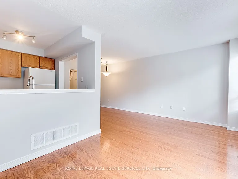 1835 McCoy Ave — Photo 13
