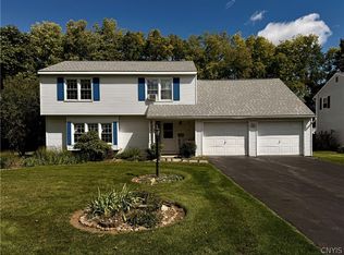 13 Harrogate Rd, New Hartford, NY 13413