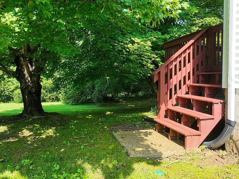 1215 Carriage Park Dr — Photo 31