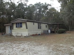 1085 SW Spruce Rd, Fort White, FL 32038