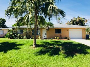 311 Lakeview Dr, North Fort Myers, FL 33917