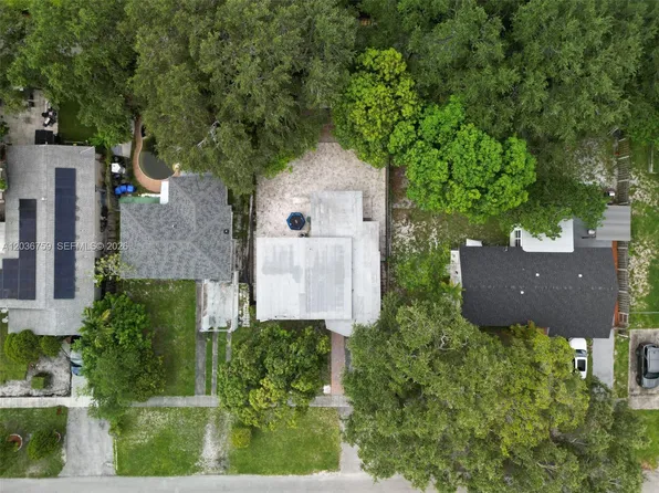 1260 NE 153rd St, North Miami Beach, FL 33162