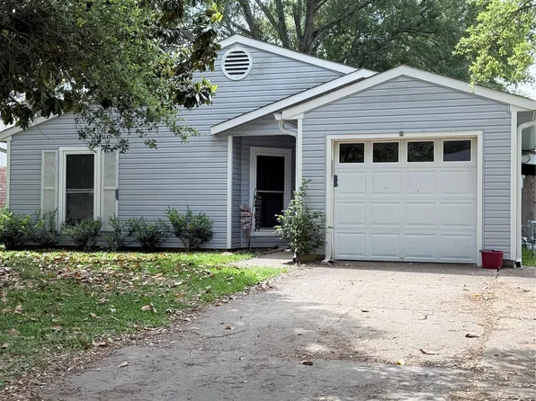 2104 Gen. Forrest Dr, Bossier City, LA 71112