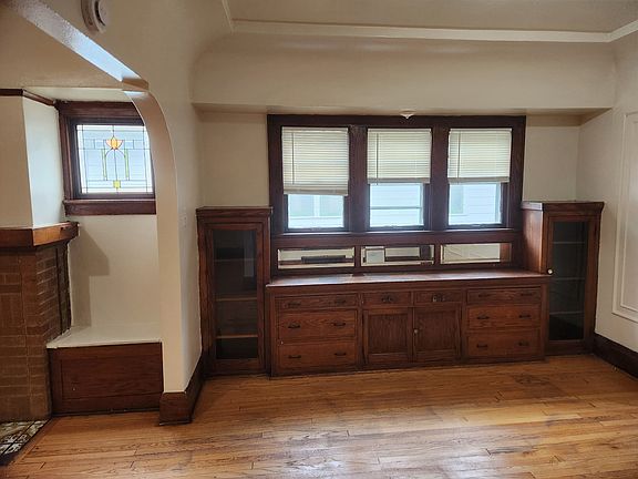 4th image of 2555 N 52nd St #1