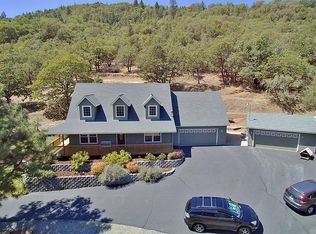 5521 Kane Creek Rd, Central Point, OR 97502