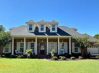 1255 Creek Valley Dr, Collierville, TN 38017