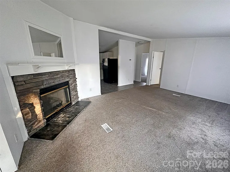 1844 Drew Dr — Photo 15