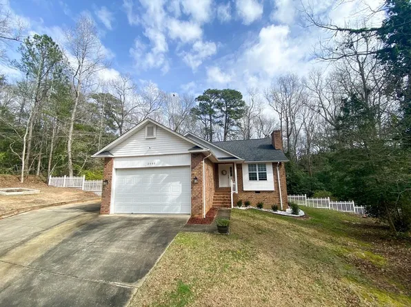 2595 Springbank Dr, Dalzell, SC 29040
