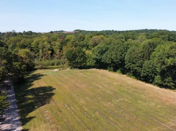 Island Lake Rd, Holland, MI 49423
