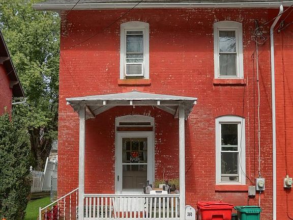 4th image of 360 Granite St