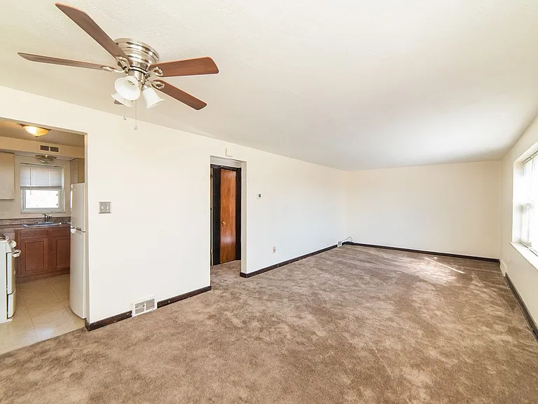 Canyon Place Apartments — Photo 21
