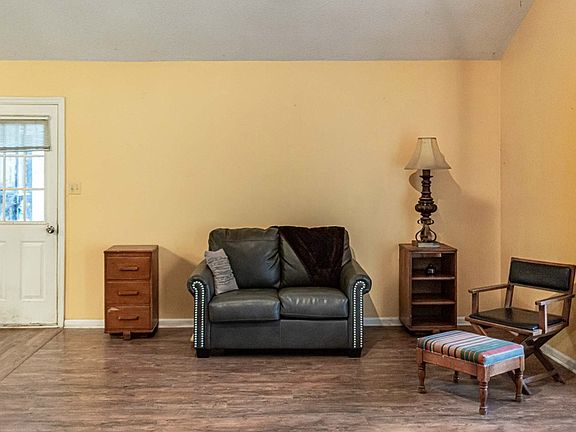 4th image of 316 Edgewood Dr