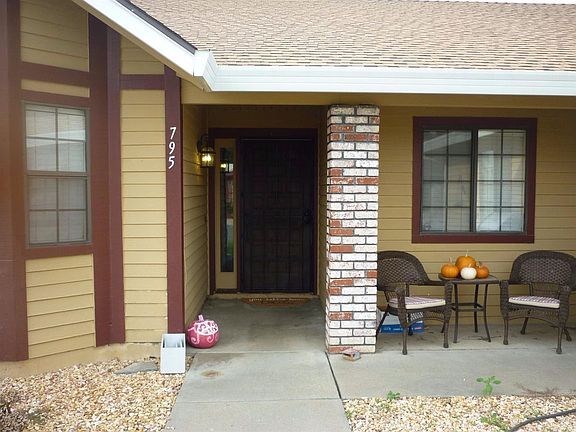 2nd image of 795 Teakwood Dr