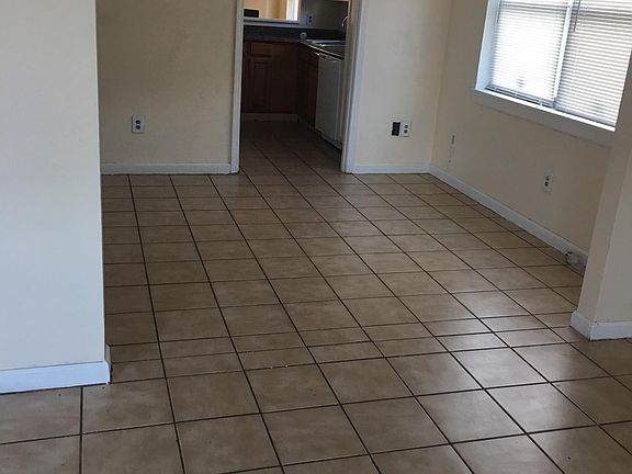 5th image of 3526 Evangeline Dr