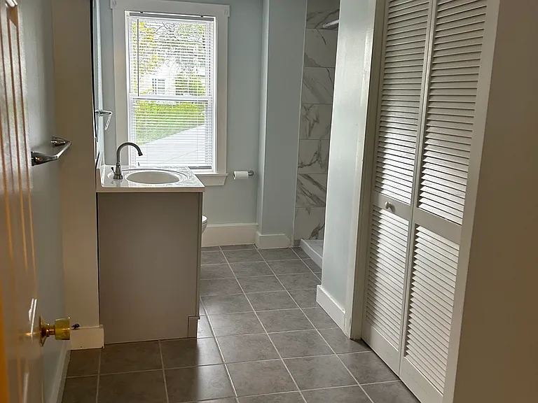 927 Valley Rd #8 — Photo 7