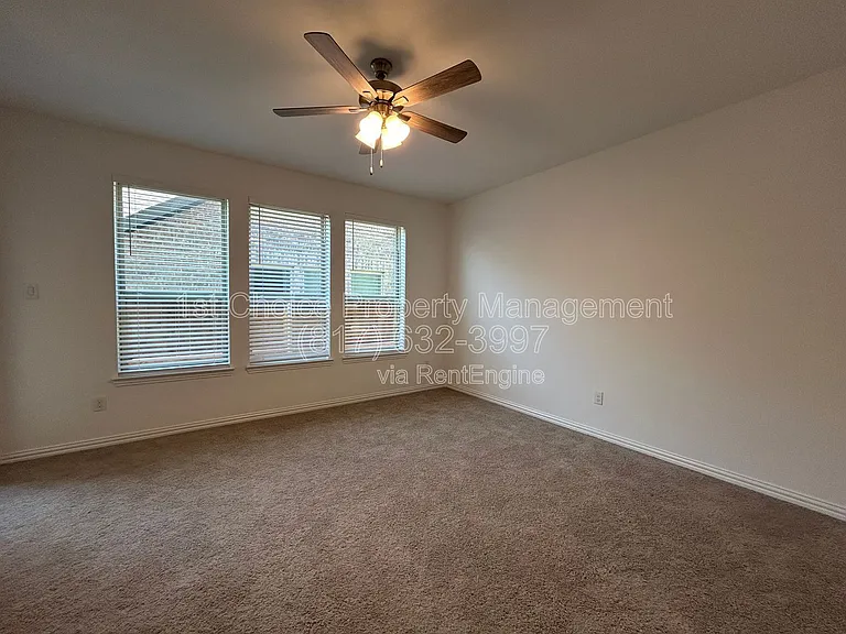 1448 Sun Garden Way — Photo 10