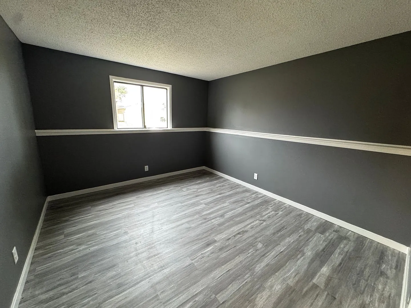 317 N Bridge Lane — Photo 2