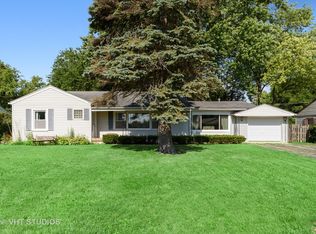 145 Fairway Rd, Lake Zurich, IL 60047