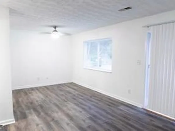 390 W Lake Ave NW APT B3, Atlanta, GA 30318