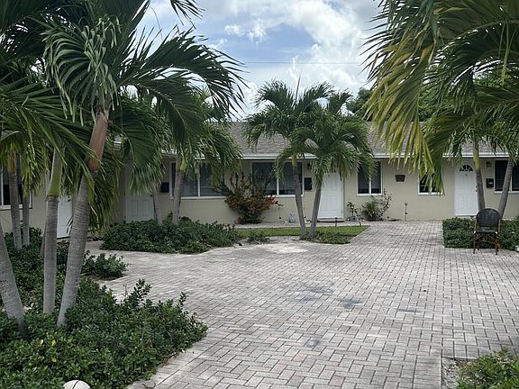 2nd image of 1440 Miami Rd APT 9