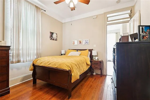 1104 Jena St — Photo 14