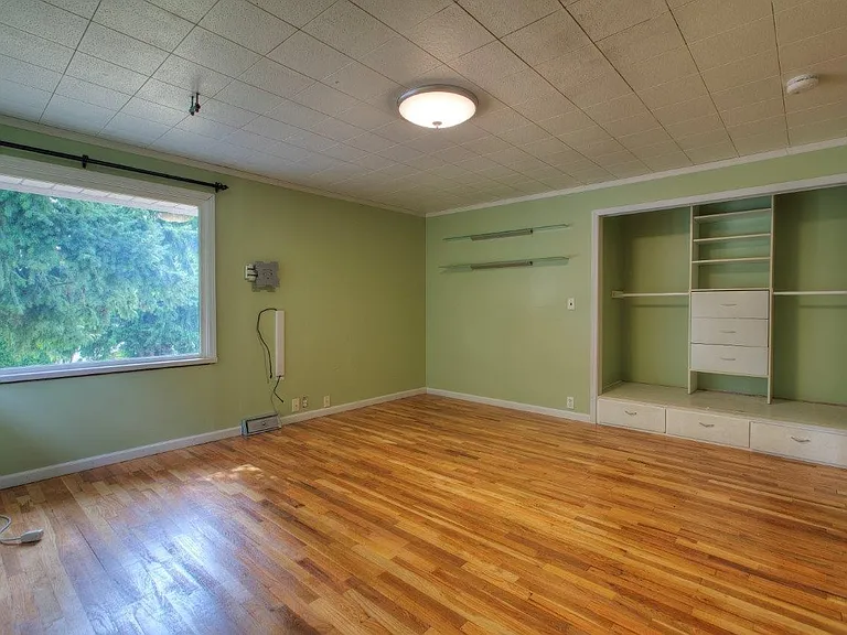 1158 Aberdeen Ave NE — Photo 10