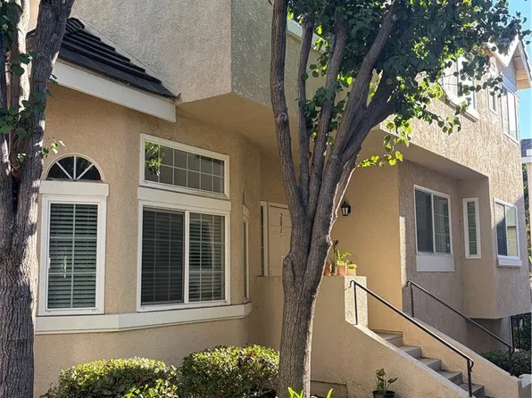 2300 Maple Ave APT 201, Torrance, CA 90503