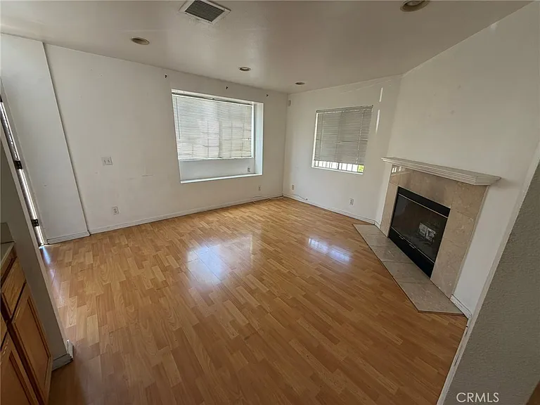 4246 La Rica Ave #A — Photo 3