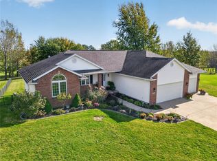 5089 Schwiebert Dr, Walker, IA 52352
