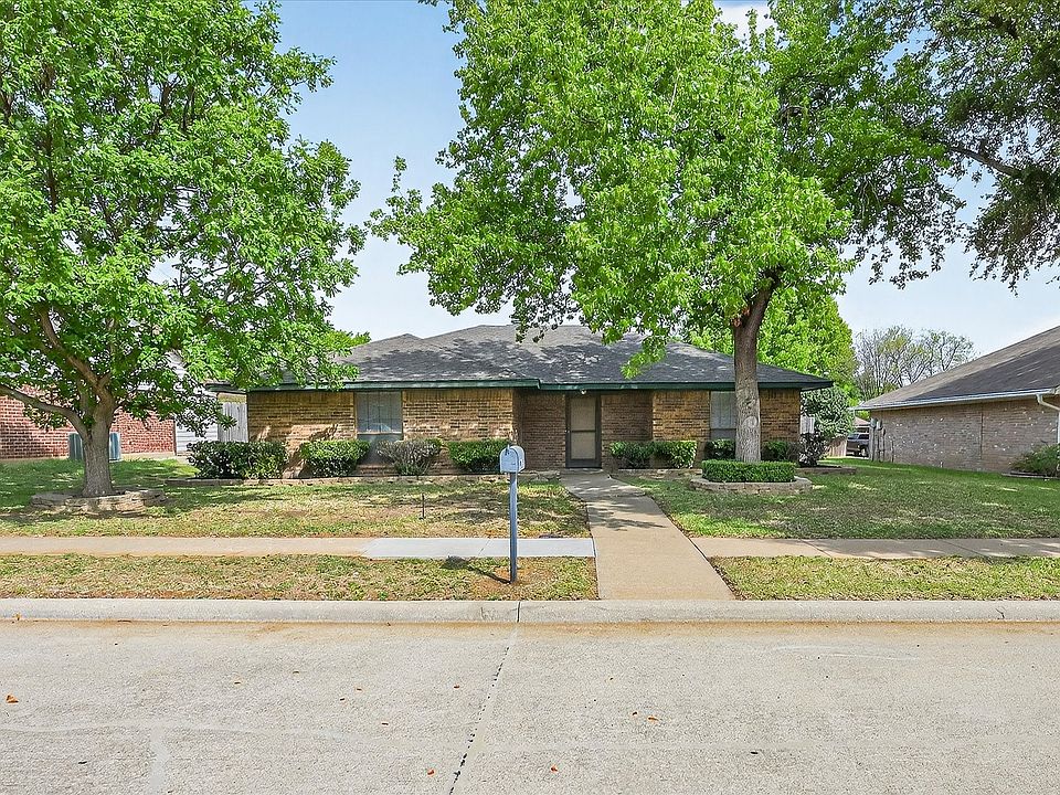 1st image of 1405 Flamingo Dr