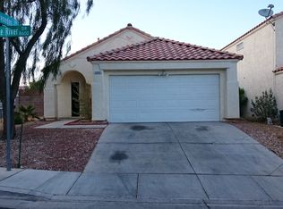 8680 White River Dr, Las Vegas, NV 89147