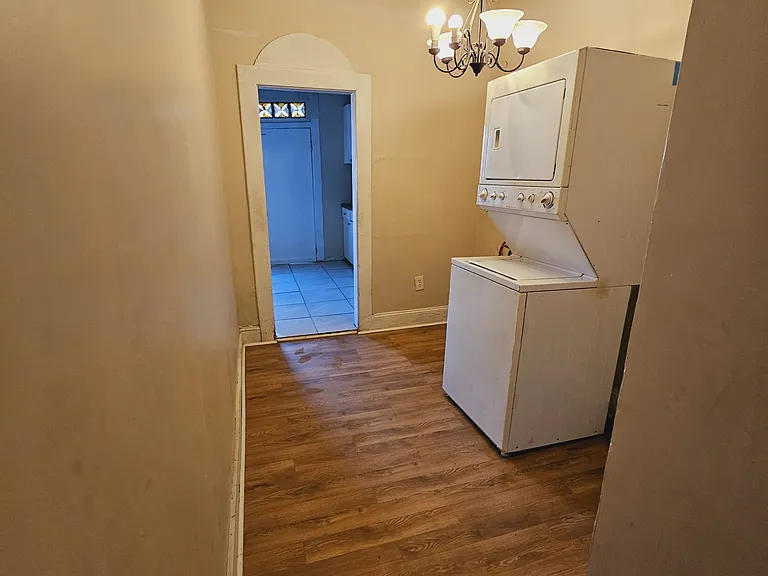 11 S Hilton St — Photo 11