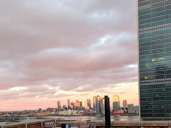 333 East 43rd Street 511 image 6 of 7