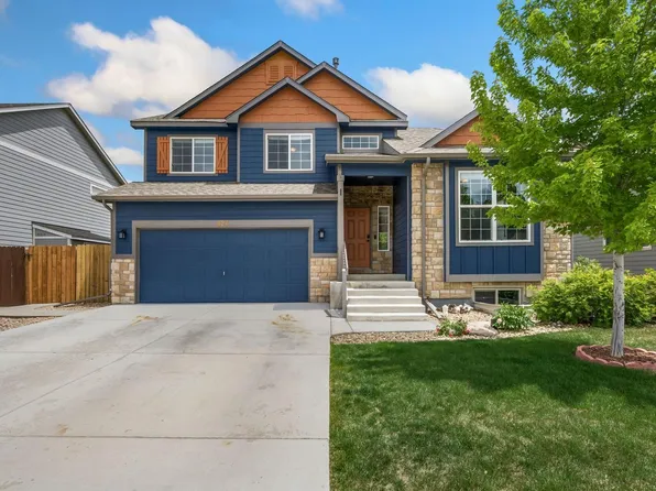 427 Pioneer Ln, Johnstown, CO 80534