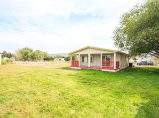 35413 N Sunset Rd, Benton City, WA 99320