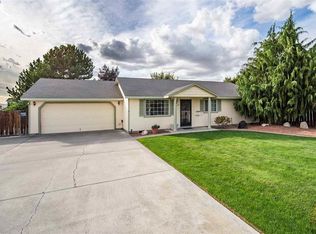 3255 Primrose St, West Richland, WA