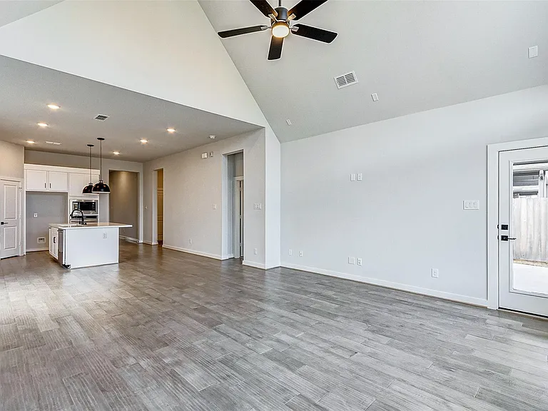 1214 Timber Brook Dr — Photo 12