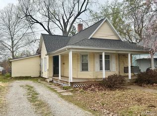 317 N Walnut St, Litchfield, IL 62056