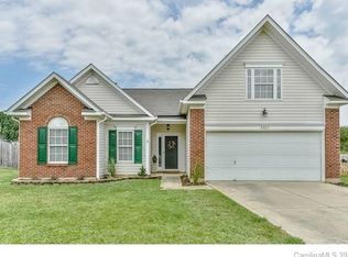 8003 Trotter Rd, Charlotte, NC 28216