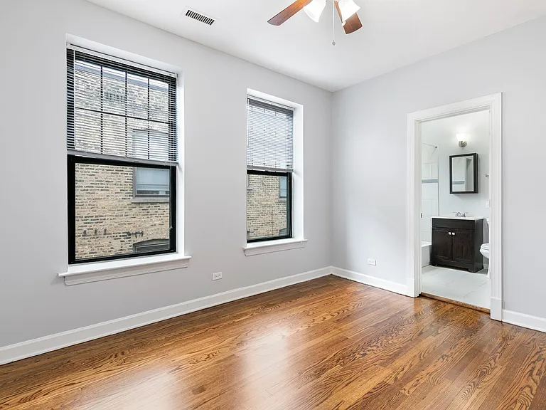 7700-7706 N Marshfield Ave #AVE;-1638-1642 — Photo 12