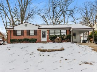 80 Saint Edward Ln, Florissant, MO 63033