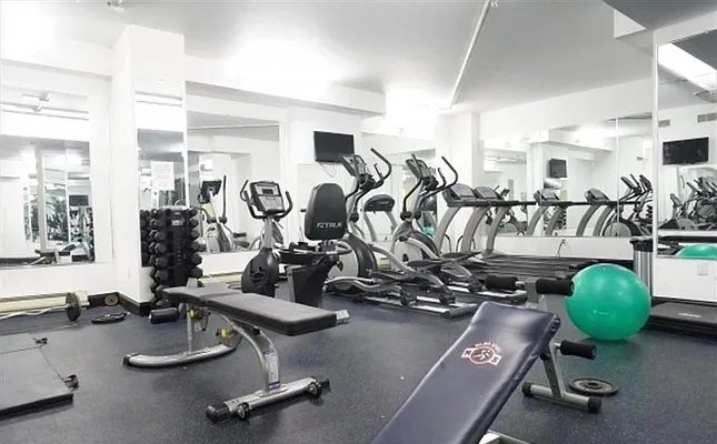 Rented by Compass | media 26