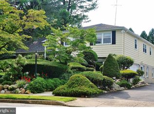 247 Barclay Cir, Cheltenham, PA