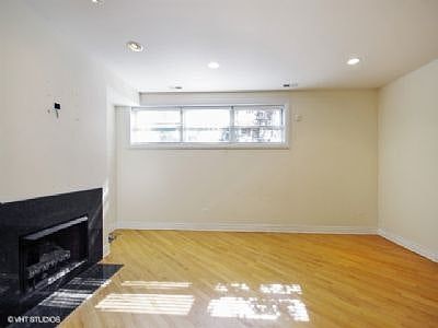 3rd image of 4216 N Ashland Ave #G