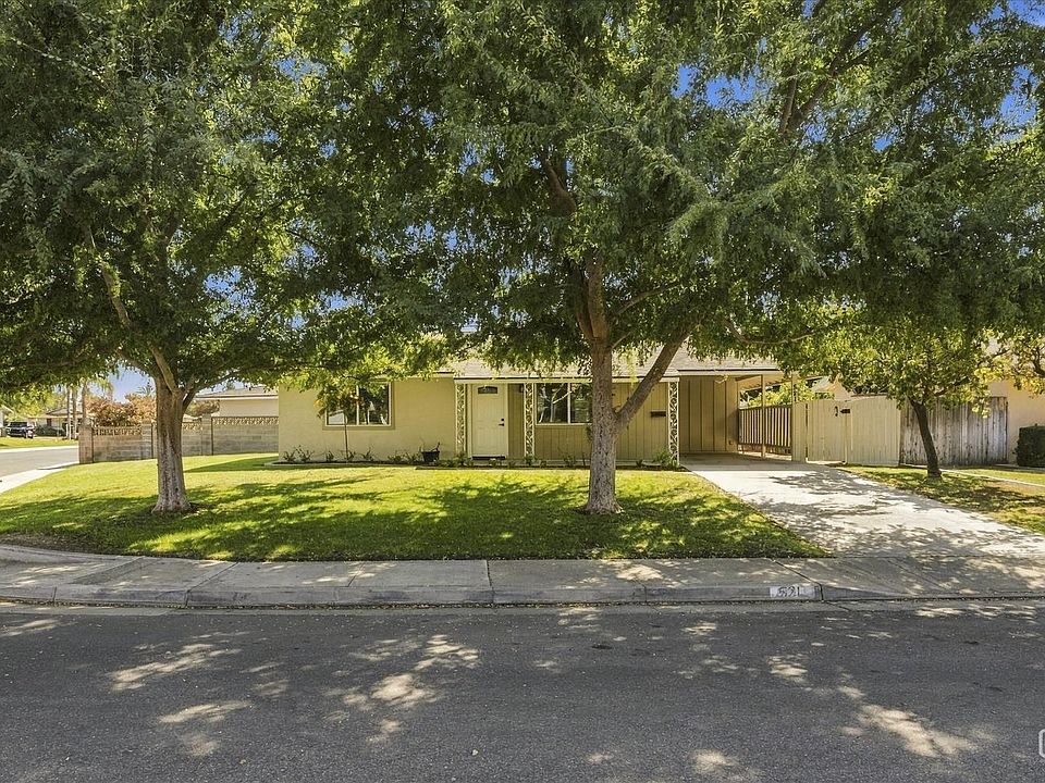 1st image of 521 Oak Fair Way