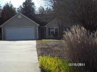 430 Foxdale Rd, Winder, GA 30680