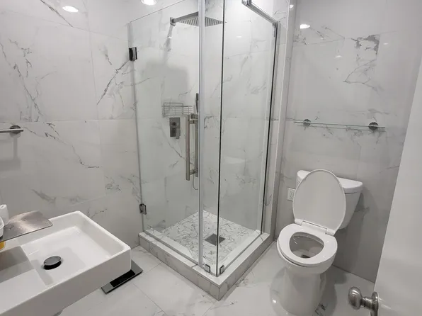 1208 N Howard St, Philadelphia, PA