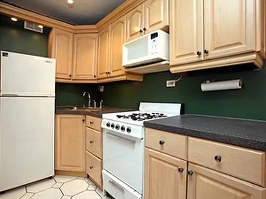 Sold by Corcoran | media 2
