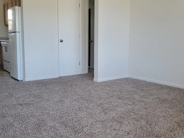 450 Old Edgemore Ln #19 — Photo 6