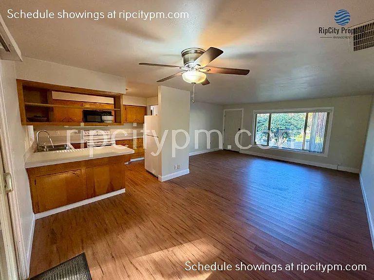 11430 SW 121st Ave — Photo 5